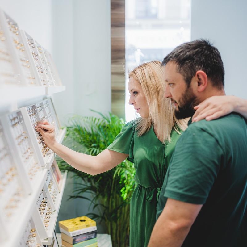 Jak wygląda wizyta w salonie Cardano? Zajrzyj za kulisy!